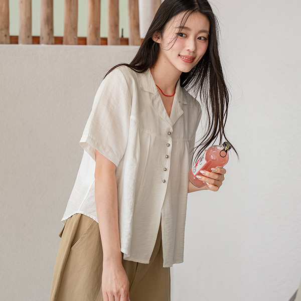 시어서커 Collar Short-sleeve Blouse