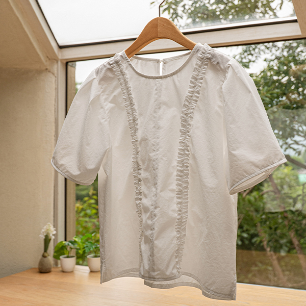 Puff 슬리브 Freel Blouse