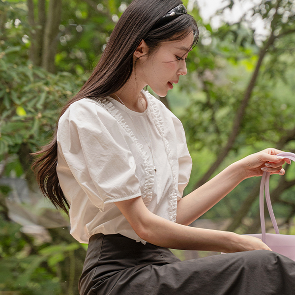 Puff 슬리브 Freel Blouse
