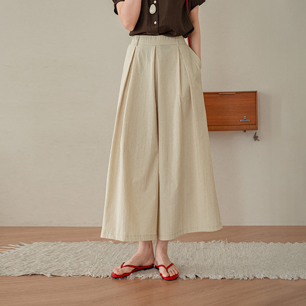 Rustle Double Wrinkle Capri Pants