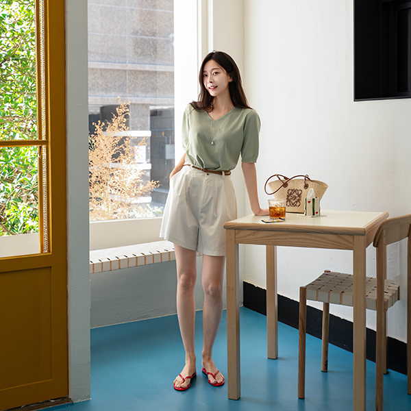 [valyou] All-V short-sleeved knitwear