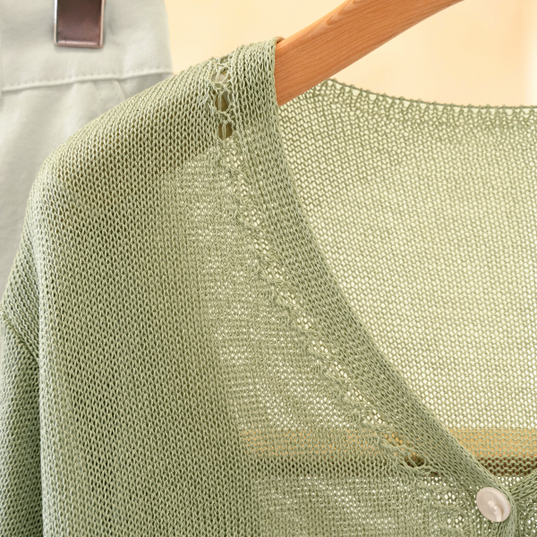 Fallen V-neck Punching Short-sleeve Knitwear Cardigan
