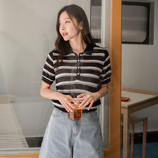 한지 Stripe Collar Summer Knitwear