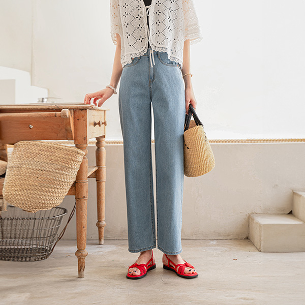 Soft Banding Crop Straight Pants