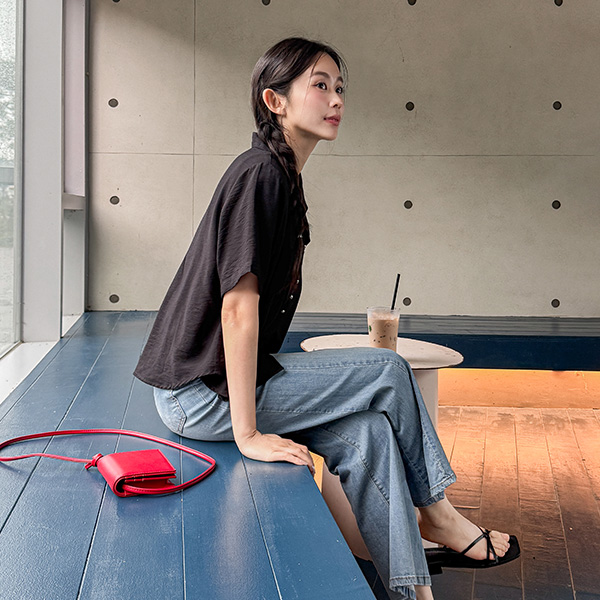 Seersucker Collar Short-sleeve Blouse