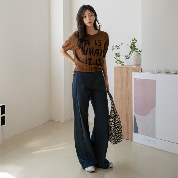 It’s Lettering Color Matching Raglan Short-sleeve Knitwear