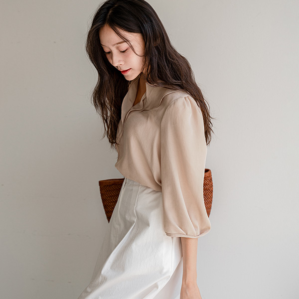 베로나 러플 훌 3/4 sleeve Blouse