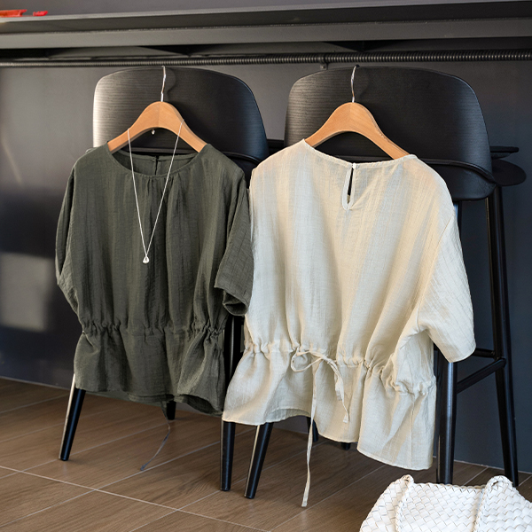 Front Wrinkle Short-sleeve Blouse
