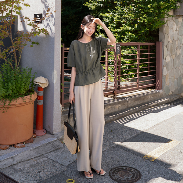 Front Wrinkle Short-sleeve Blouse