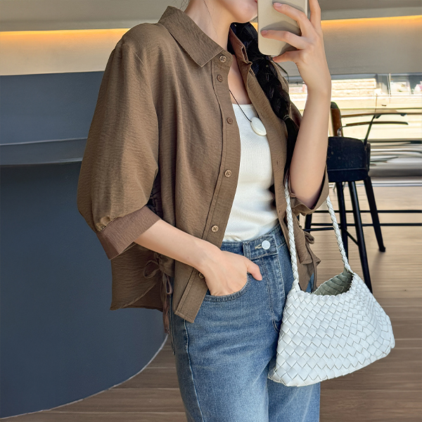 사이드 셔링 퍼프드 3/4 sleeve Shirt