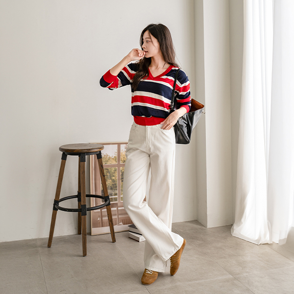 Mori Color Matching V-neck Knitwear