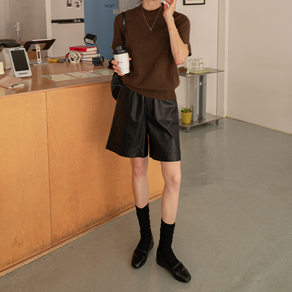 Pave Cozy Neck Stingray Short-sleeve Knitwear