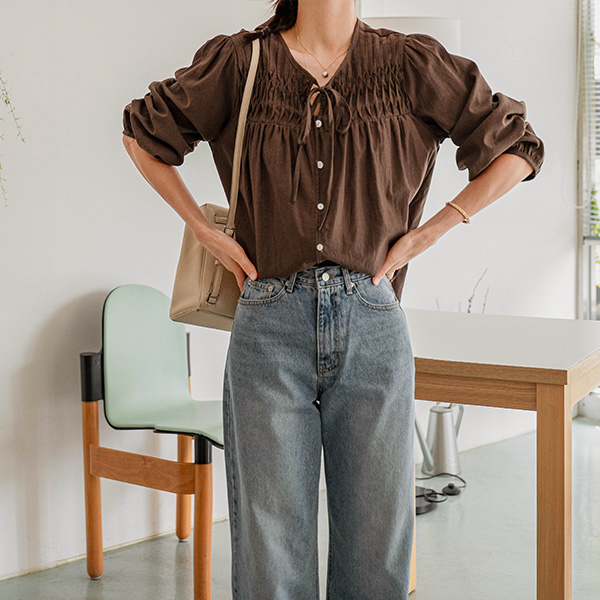 Shirring Pointy Pintuck Wrinkles Blouse