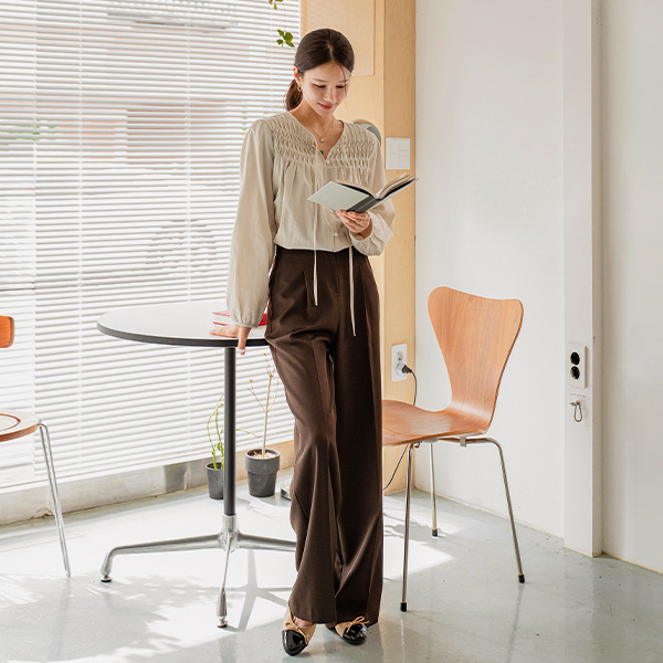 Shirring Pointy Pintuck Wrinkles Blouse