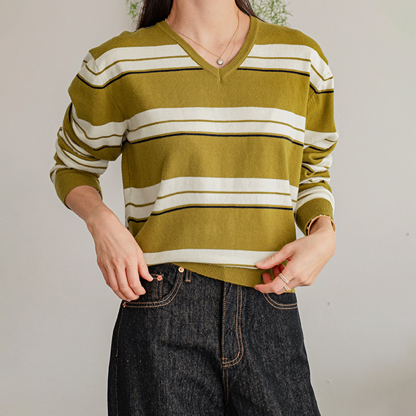 Brunch Horizontal Striped V-neck Knitwear