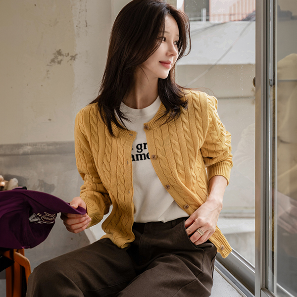 아크 Twiddle 자수 Knitwear Cardigan