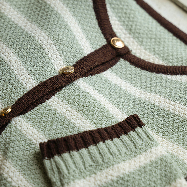 How Knitwear Cardigan