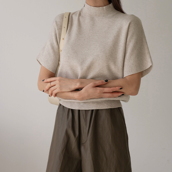 Half-necked Stingray Short-sleeve Knitwear