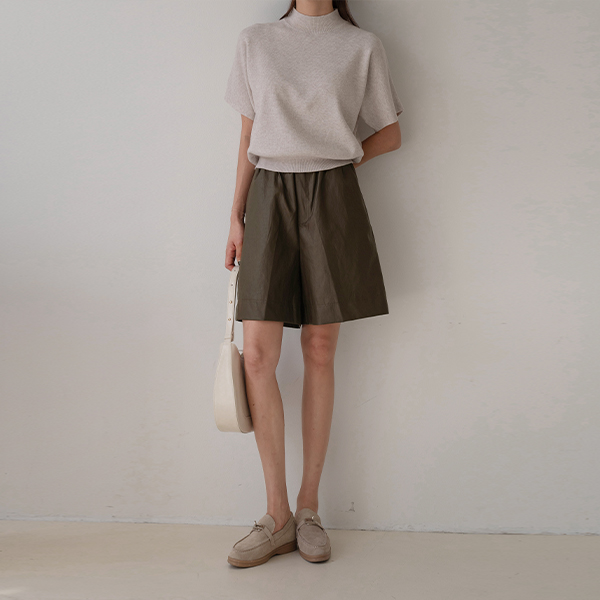 Half-necked Stingray Short-sleeve Knitwear
