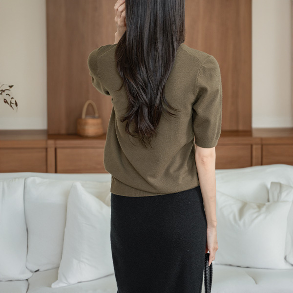 Hug V Short-sleeve Knitwear