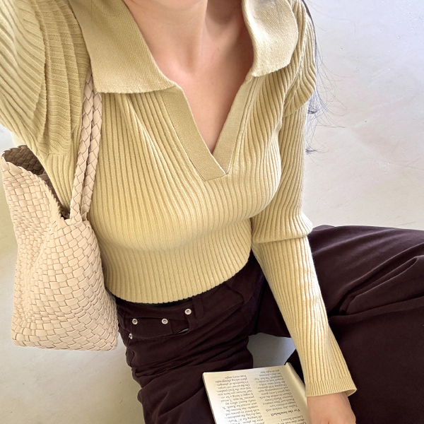 Open Neck Collar Corrugated Knitwear