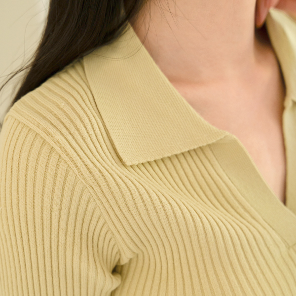 Open Neck Collar Corrugated Knitwear