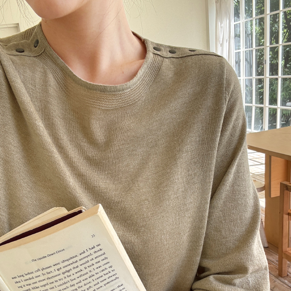 Soft Shoulder Button Half Sleeves Knitwear