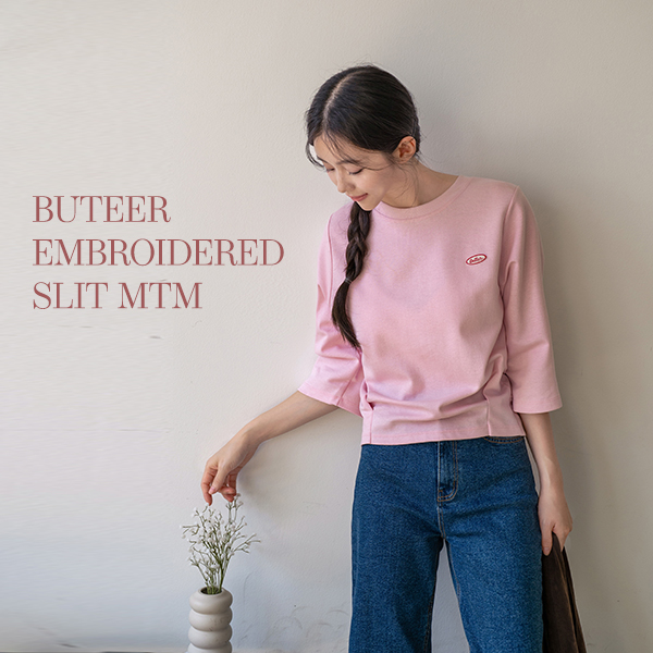 버터 자수 트임 3/4 sleeve sweatshirt