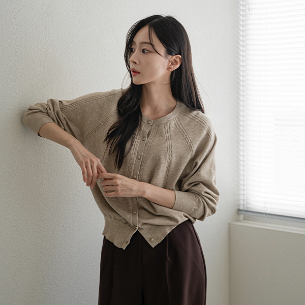 Viscose raglan cable cardigan