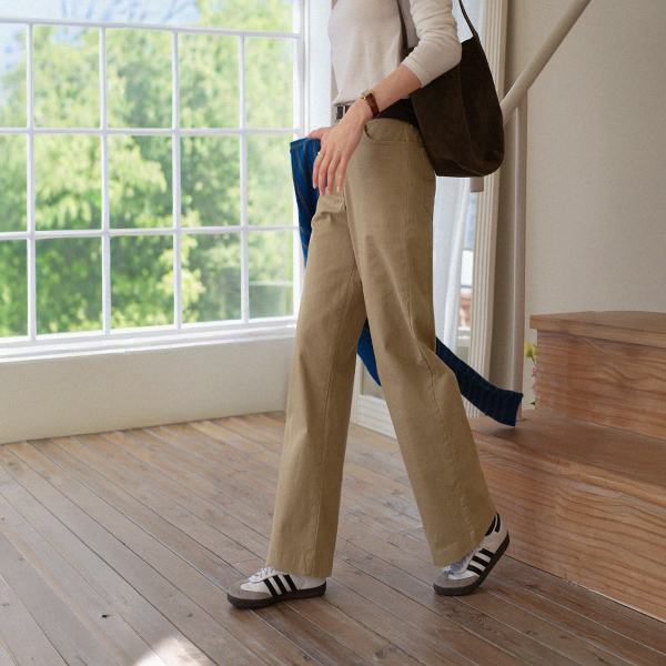 Corn Span Back Back Banding Pants