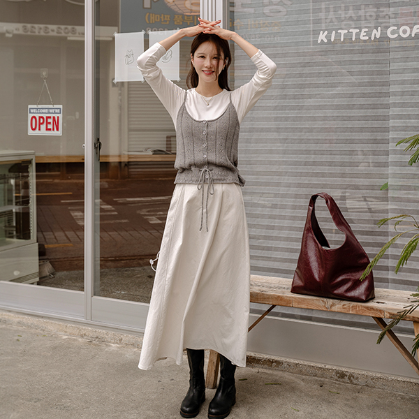 [valyou] string 뷔스티에 Knitwear