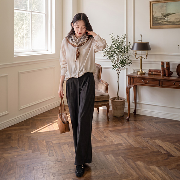 Soft Unbalance Scarf Set Shirt