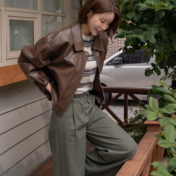 Flap Pocket Wide Pintuck Banding Pants
