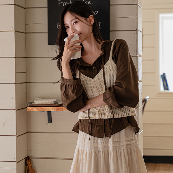 maple 핀턱 Freel Blouse