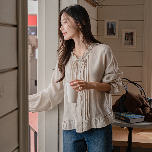 maple 핀턱 Freel Blouse