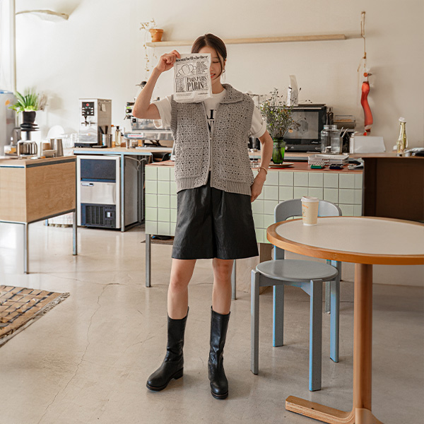 Punching Collar Knitwear Vest Zip up