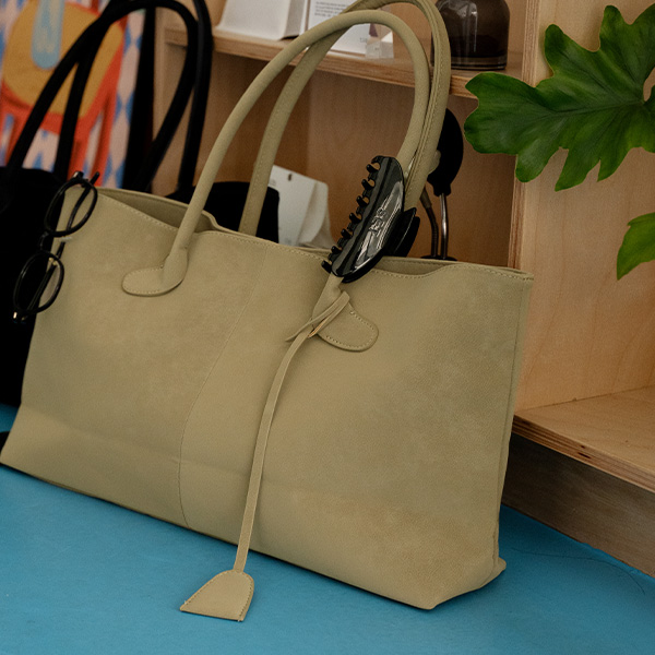 Classic Suede 토트백