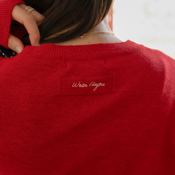 [USYOU] Wear Embroidery Wool V-neck Knitwear