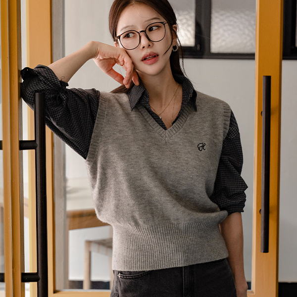 포근 자수 Knit Vest
