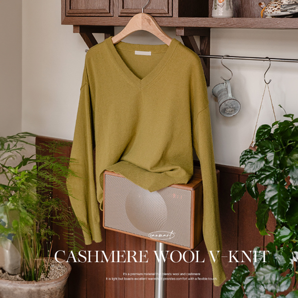Mel Cashmere Wool V Knitwear