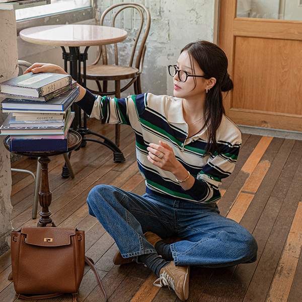Play Color Matching Horizontal Striped Collar Knitwear