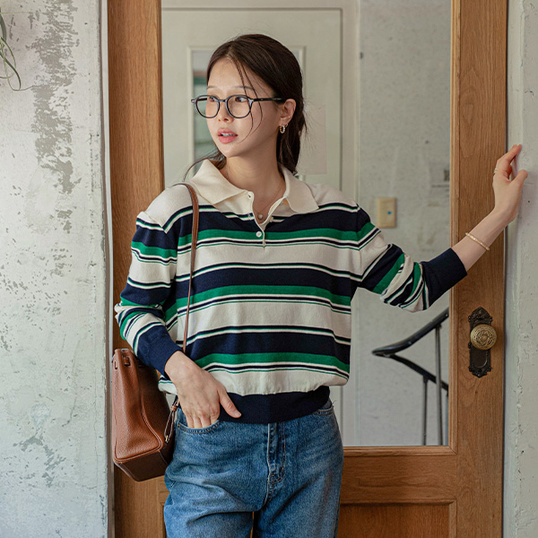 Play Color Matching Horizontal Striped Collar Knitwear