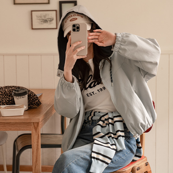 [valyou] Silver Tag Hood Wind Jumper