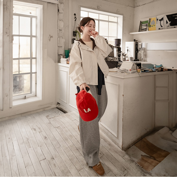 [valyou] Silver Tag Hood Wind Jumper