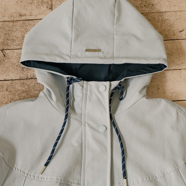[valyou] Silver Tag Hood Wind Jumper