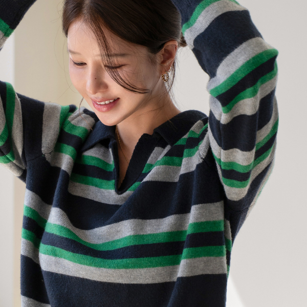허그 트임 Collar horizontal striped Knitwear