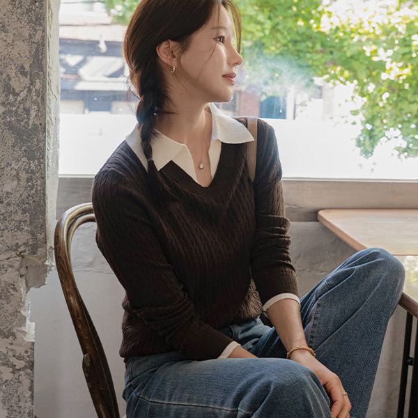 Collar Layered Twiddle Knitwear