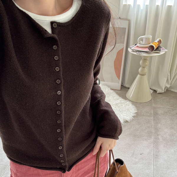Cozy Lip Neckline Wool Cardigan