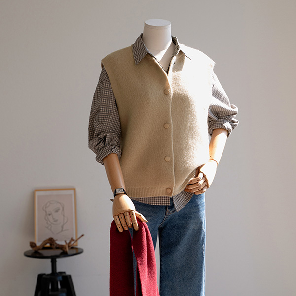 [Special Sale] Soft Button Knitwear Vest