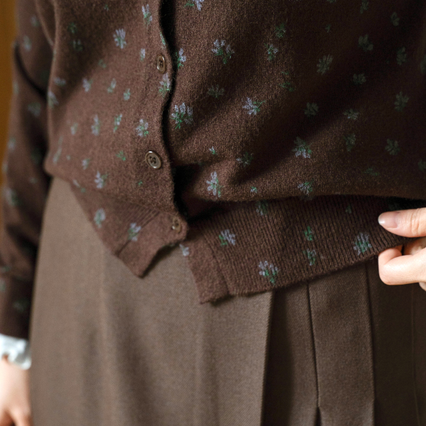 Small Flower Round Knitwear Cardigan